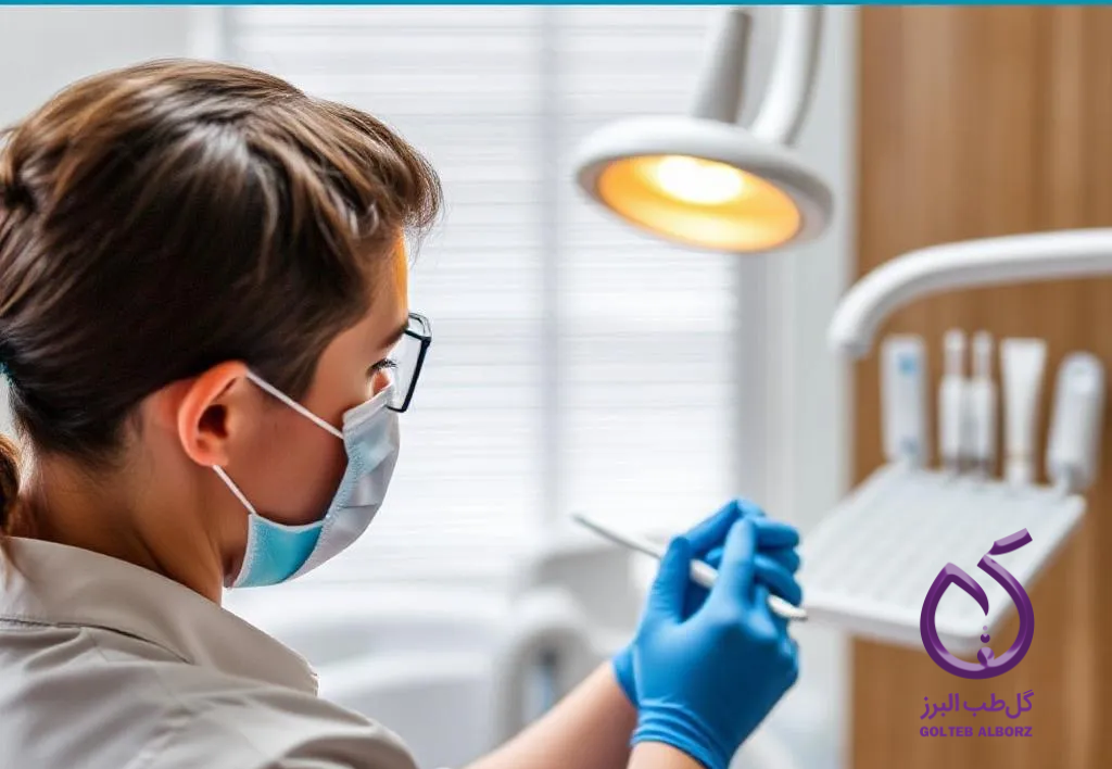 مراجعه دوره&zwnj;ای به دندانپزشک برای معاینه و جرم گیری دندان&zwnj;ها